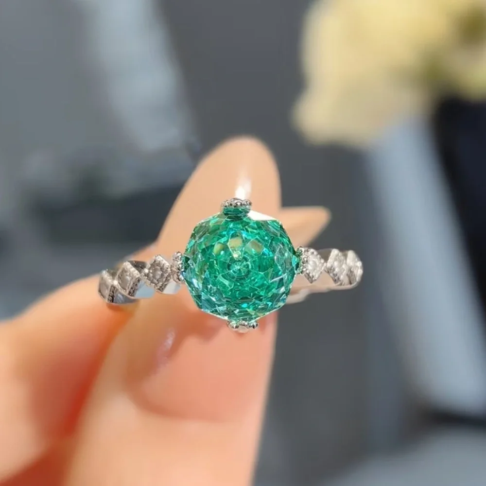 NEW Beautiful Green Moissanite Crystal Gemstone Silver CZ Ring - Adjustable Size